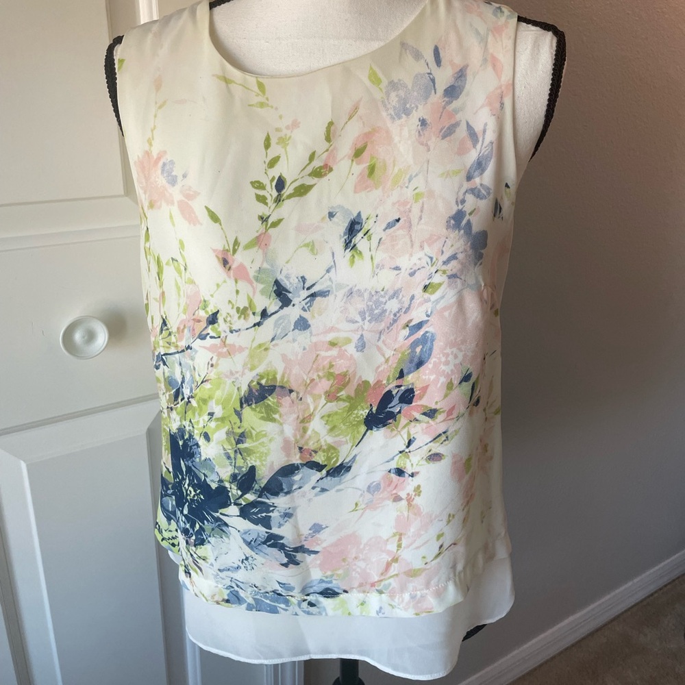 Rose & Olive Ivory Top
